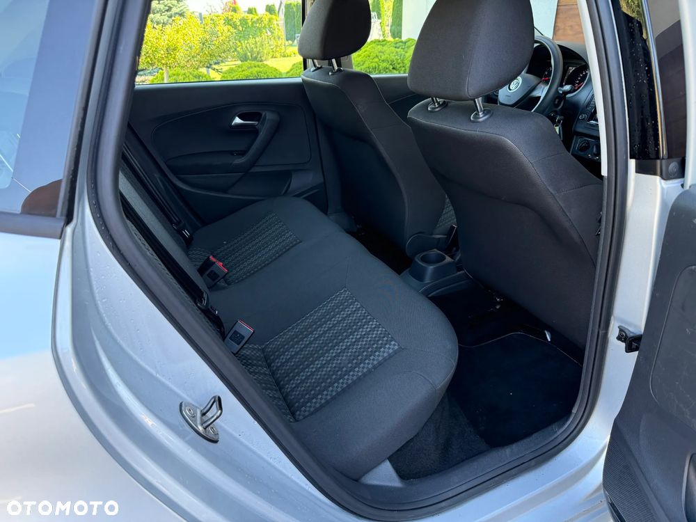Volkswagen Polo - 11