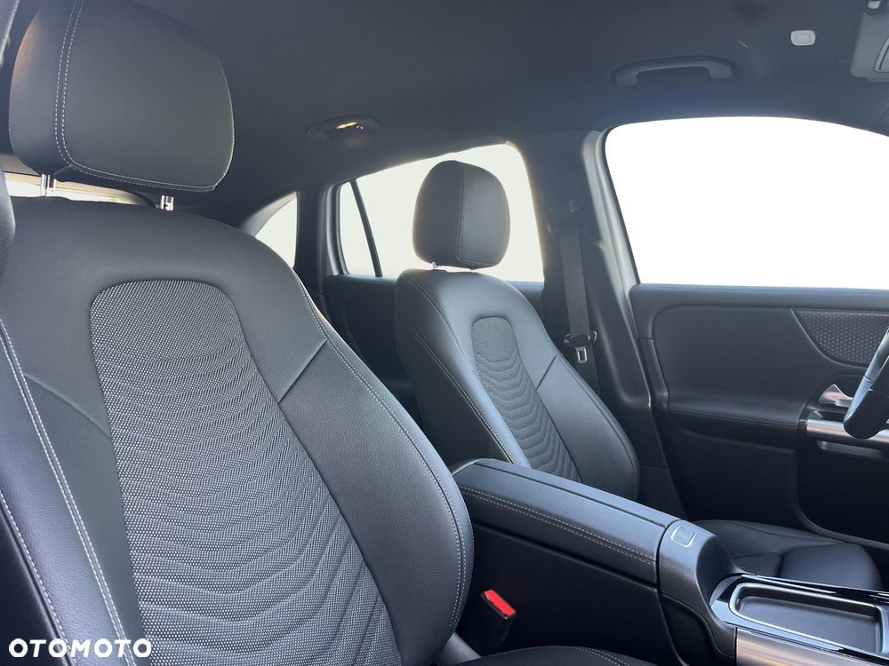 Mercedes-Benz EQA 250+ 70.5kWh Progressive - 32