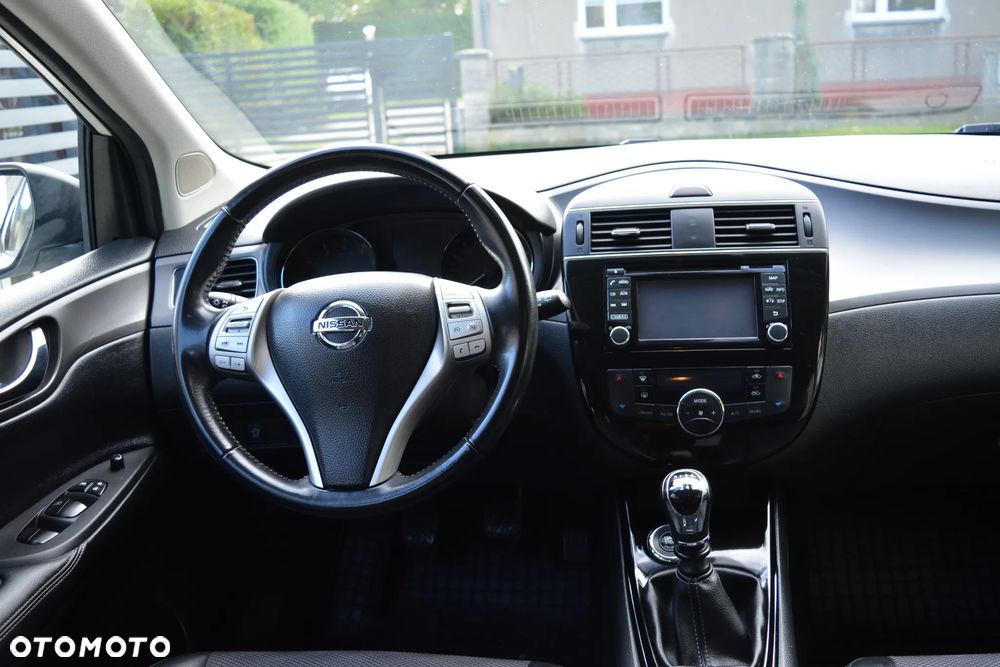 Nissan Pulsar 1.2 DIG-T Tekna EU6 - 17