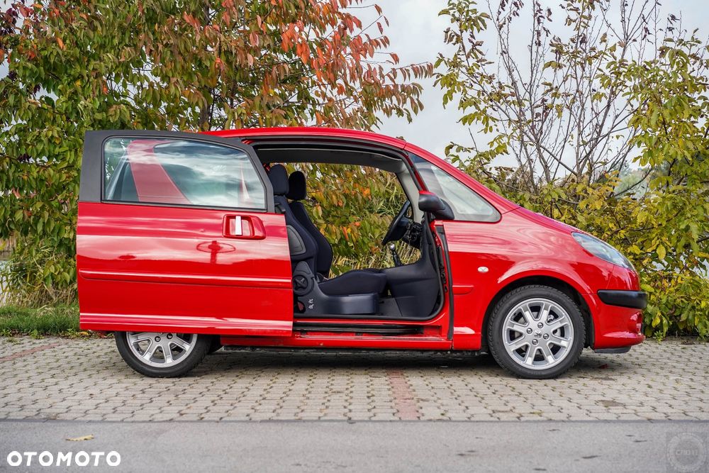Peugeot 1007 - 5