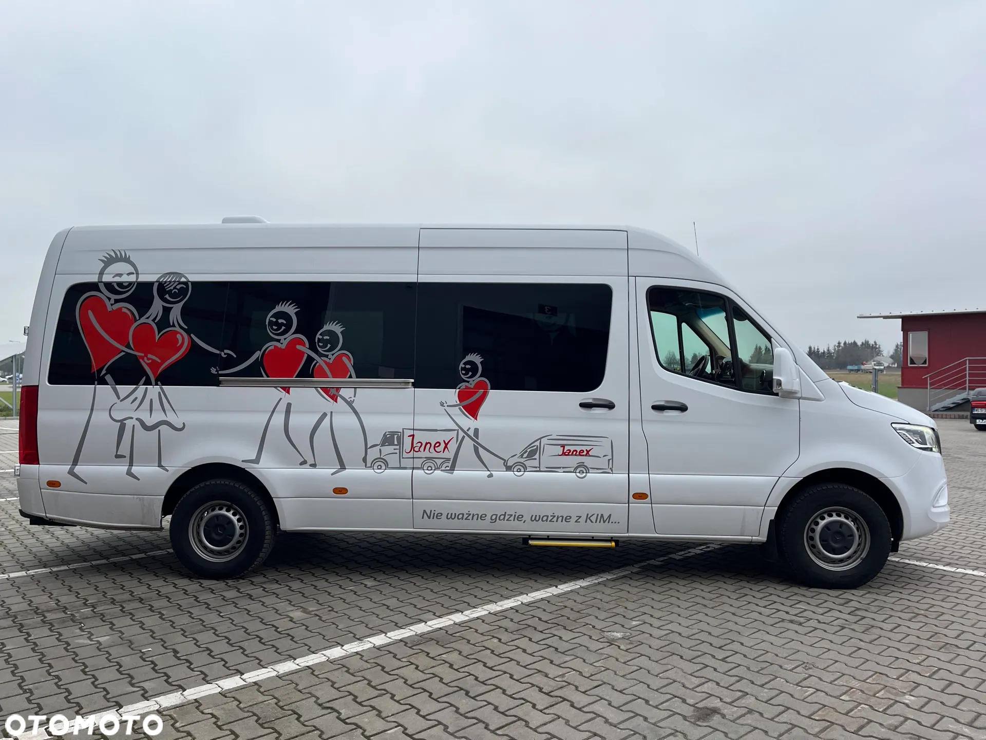 Mercedes-Benz Sprinter - 5