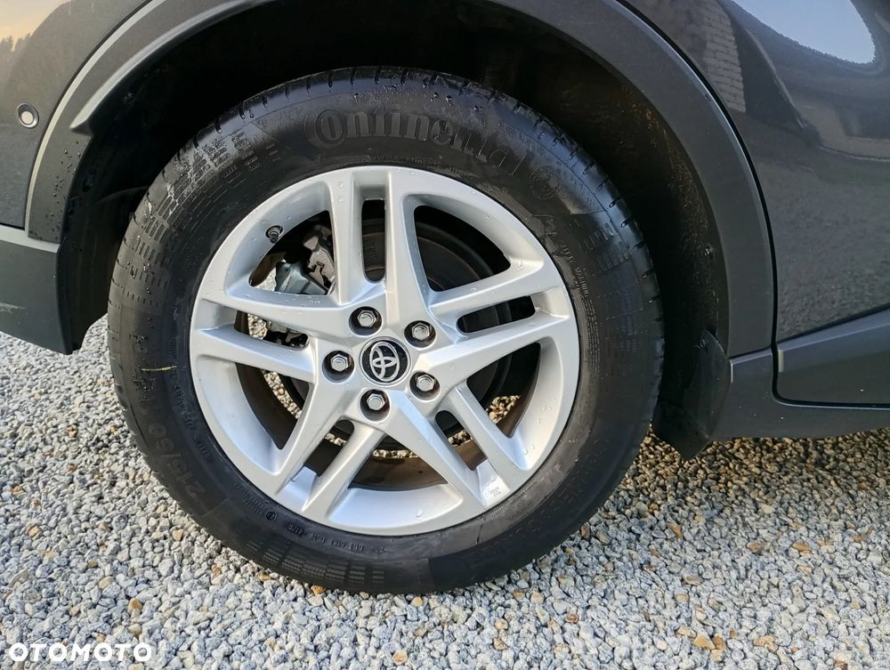 Toyota C-HR Hybrid Team Deutschland - 5