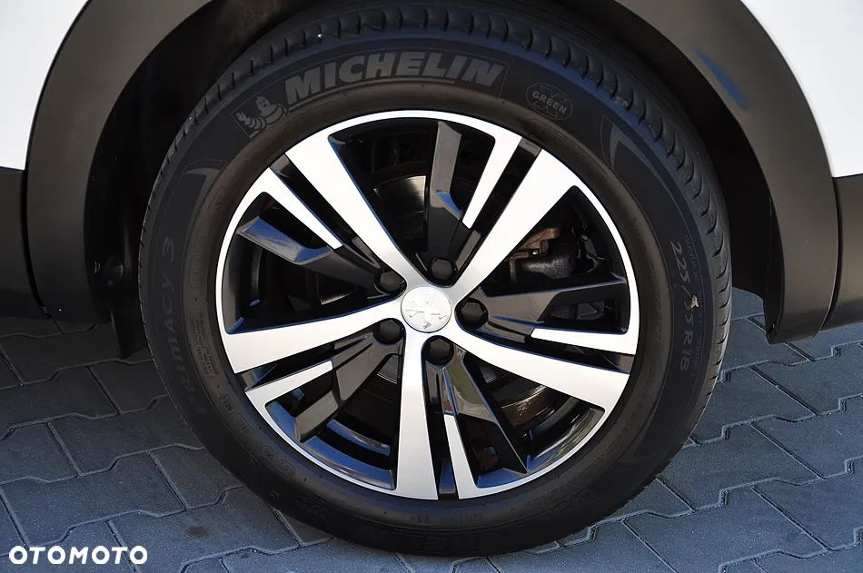Peugeot 3008 BlueHDi 130 Stop & Start Allure Business-Paket - 16