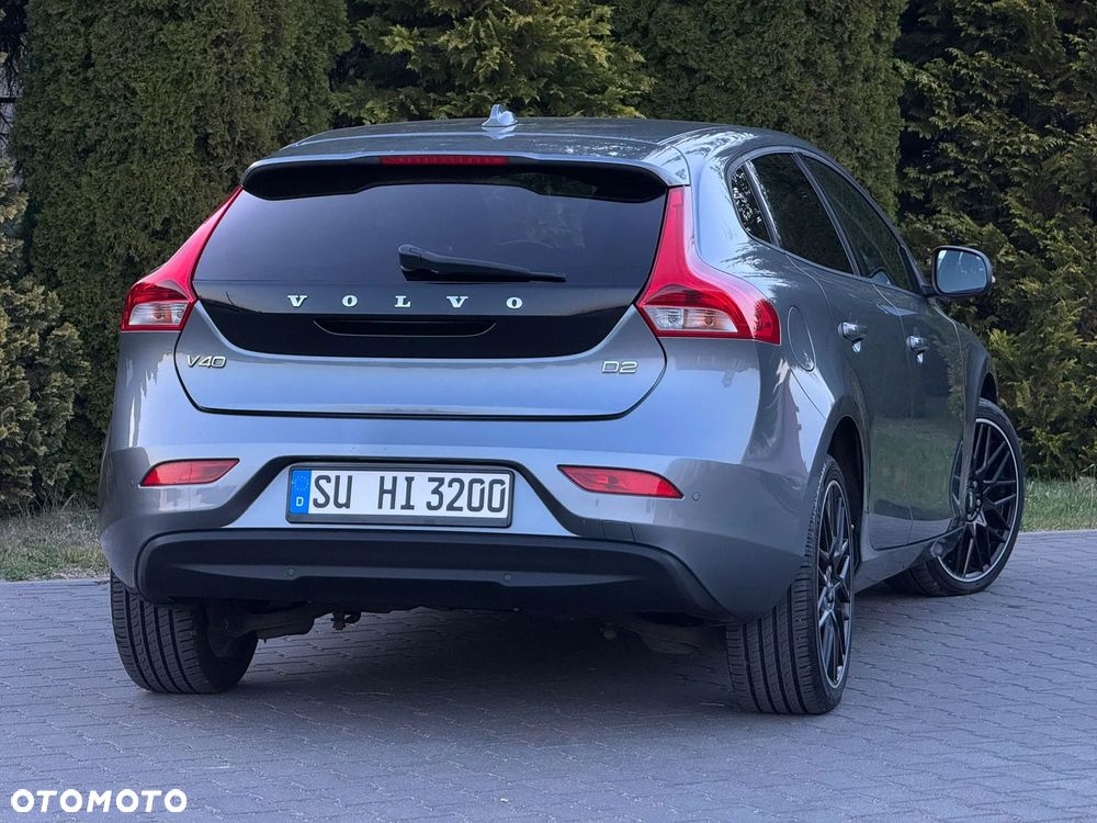 Volvo V40 D2 Drive-E Summum - 10
