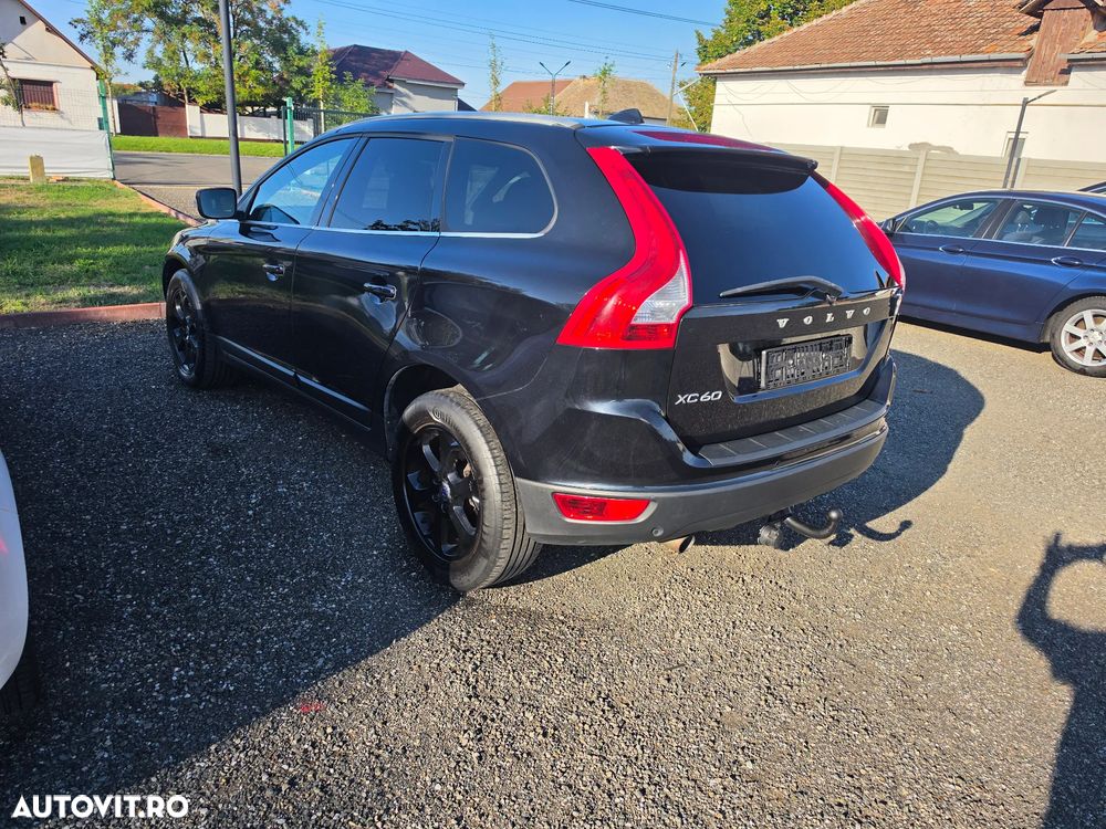 Volvo XC 60 D4 Summum - 3