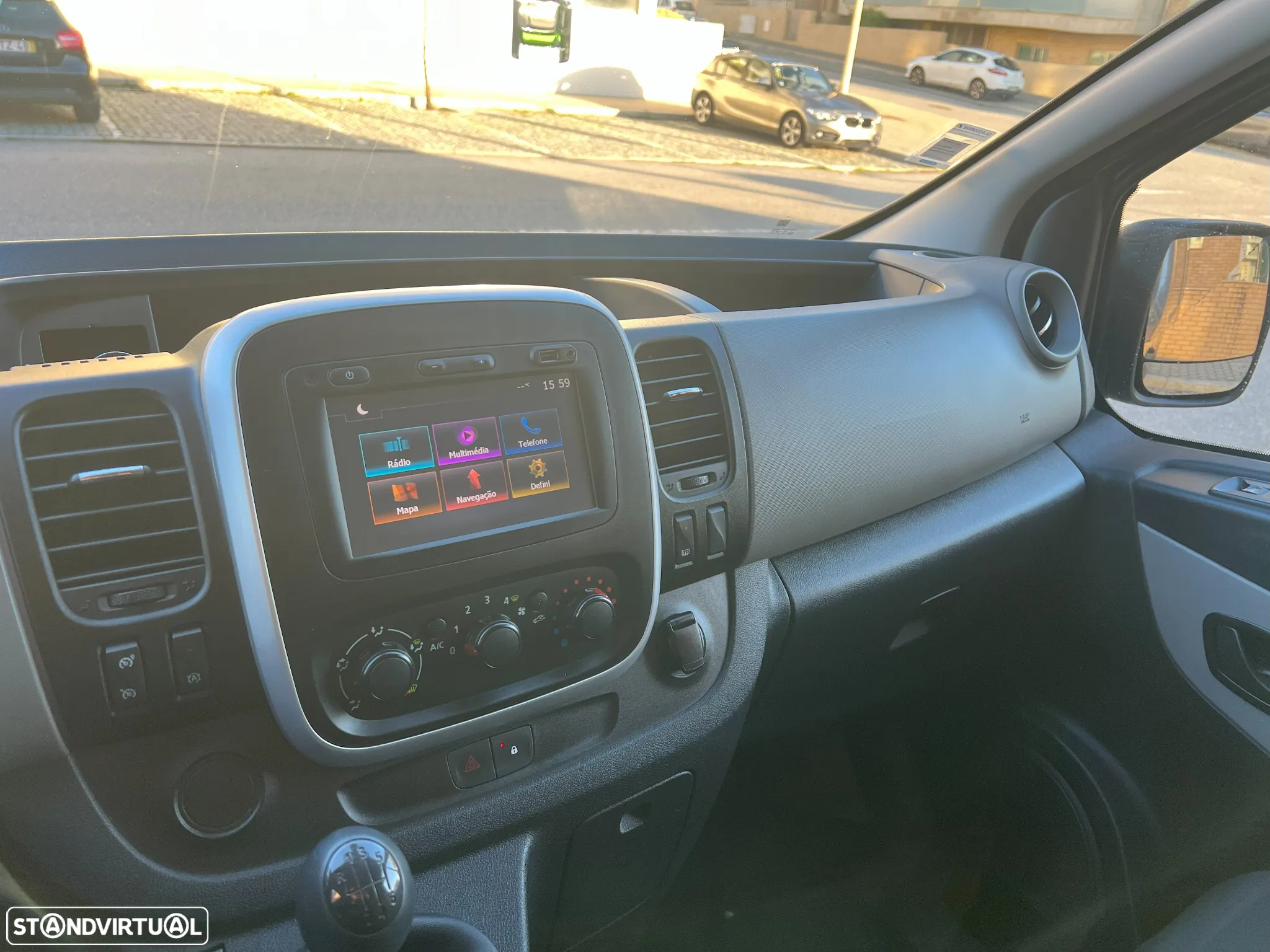Renault Trafic 1.6 dCi L2H1 1.2T SS - 10