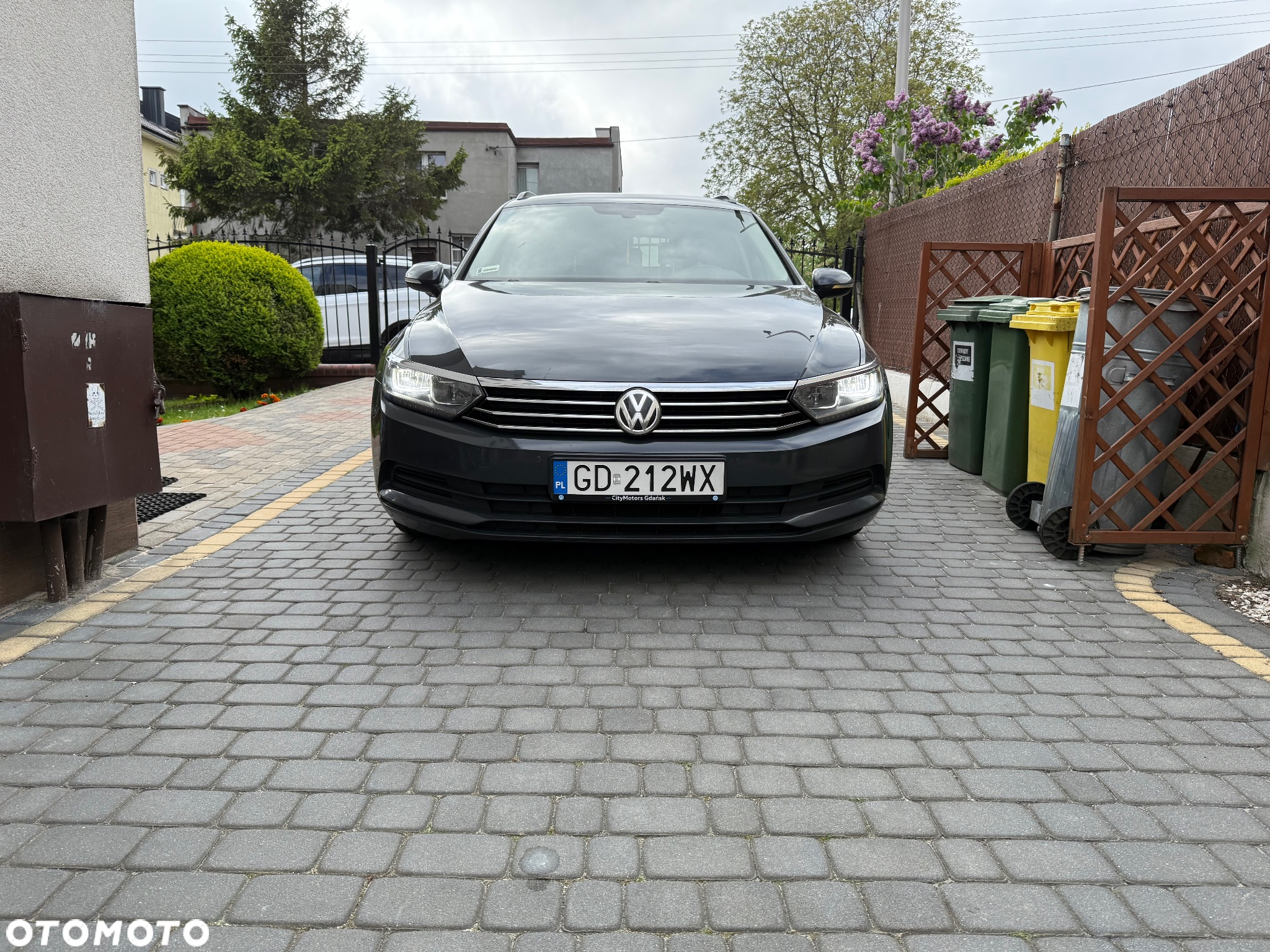 Volkswagen Passat 1.6 TDI BMT Trendline - 2