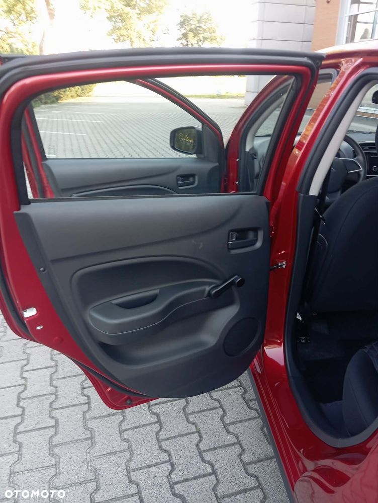 Mitsubishi Space Star 1.2 Entry - 14