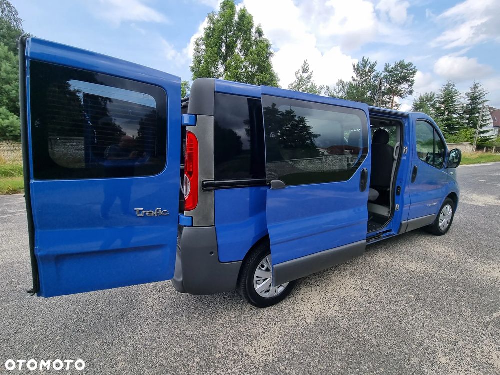 Renault Trafic - 23