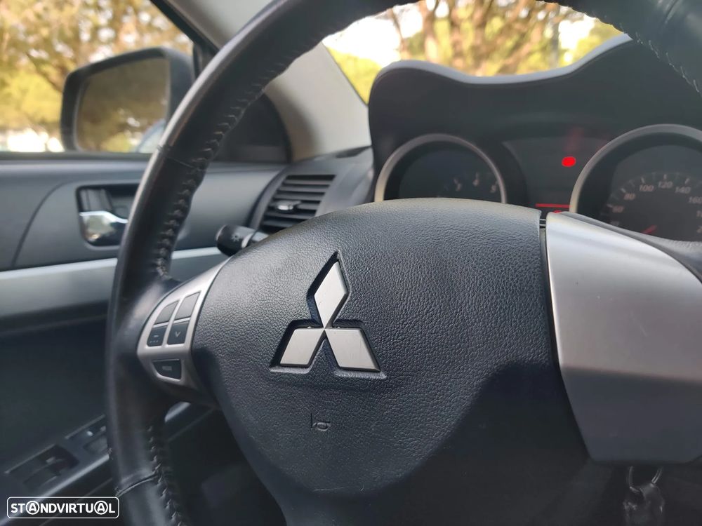 Mitsubishi Lancer 1.6 Invite Black Edition ClearTec - 18