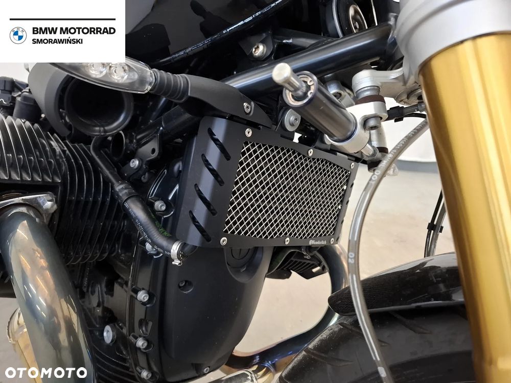 BMW R - 16