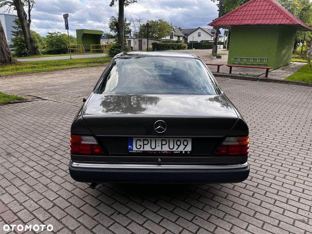 Mercedes-Benz W124 (1984-1993) - 6