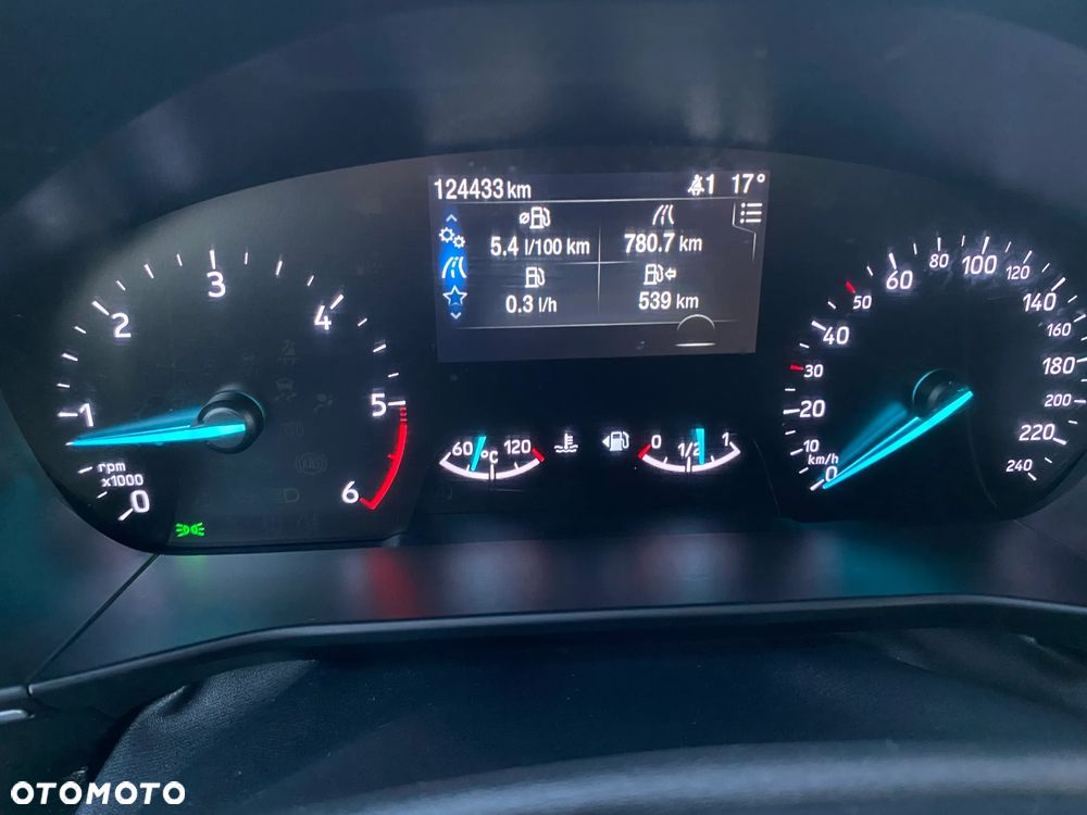 Ford Focus 1.5 EcoBlue STart-Stopp-System TITANIUM X - 21