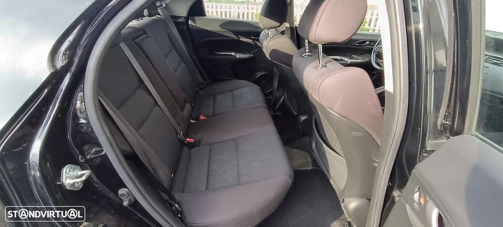 Honda Civic 1.8 ES - 6