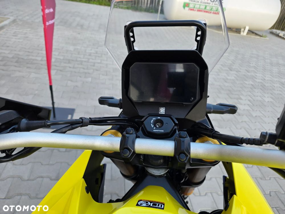 Suzuki V-STROM - 11