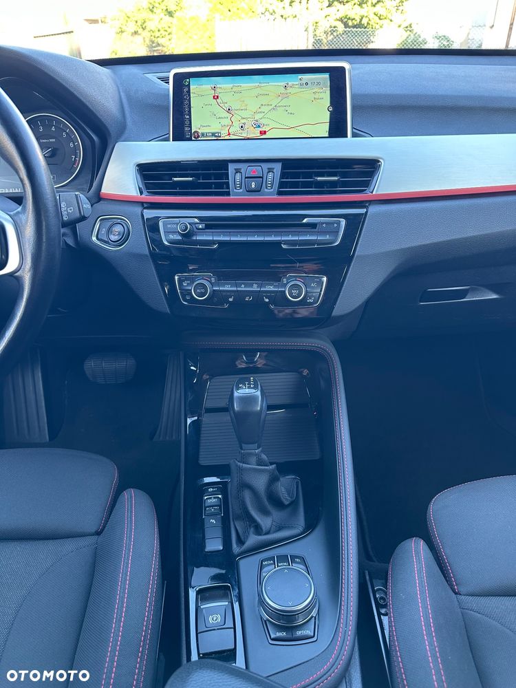 BMW X1 sDrive18i Sport Line - 10