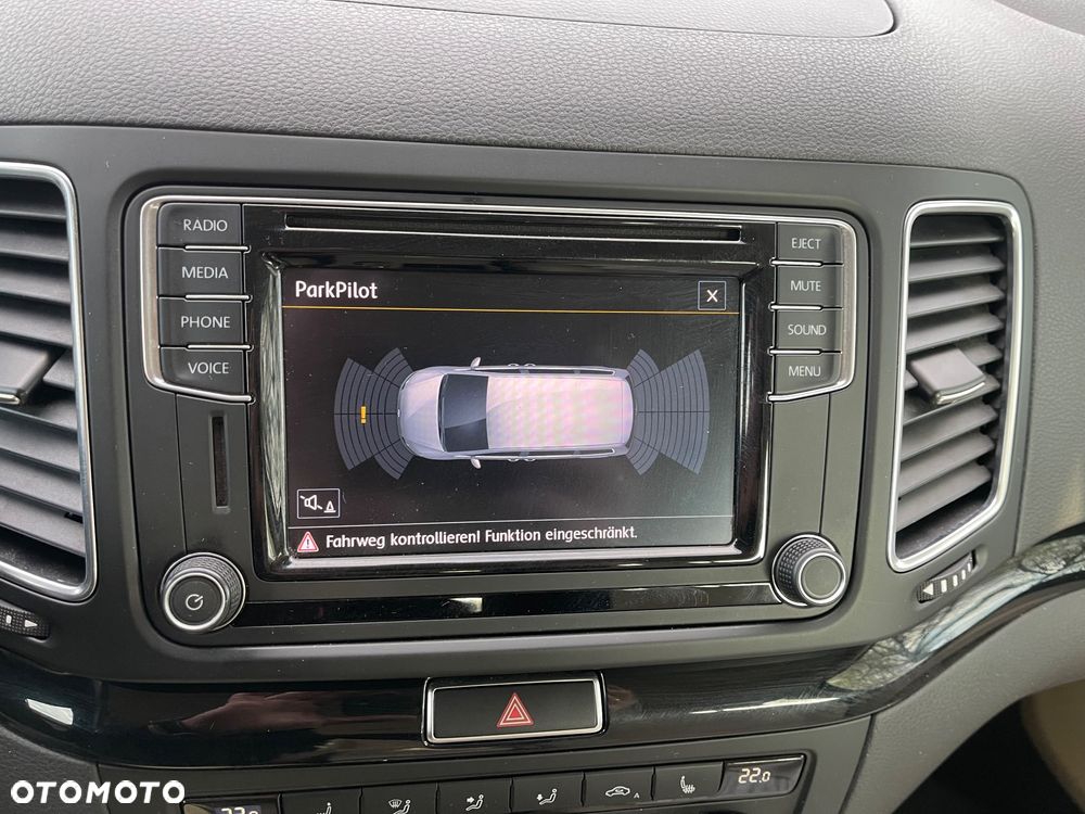 Volkswagen Sharan 2.0 TDI 4MOTION BlueMotion Technology Cup - 14