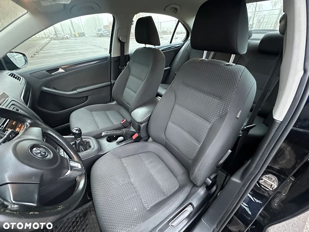 Volkswagen Jetta 1.2 TSI Comfortline - 13