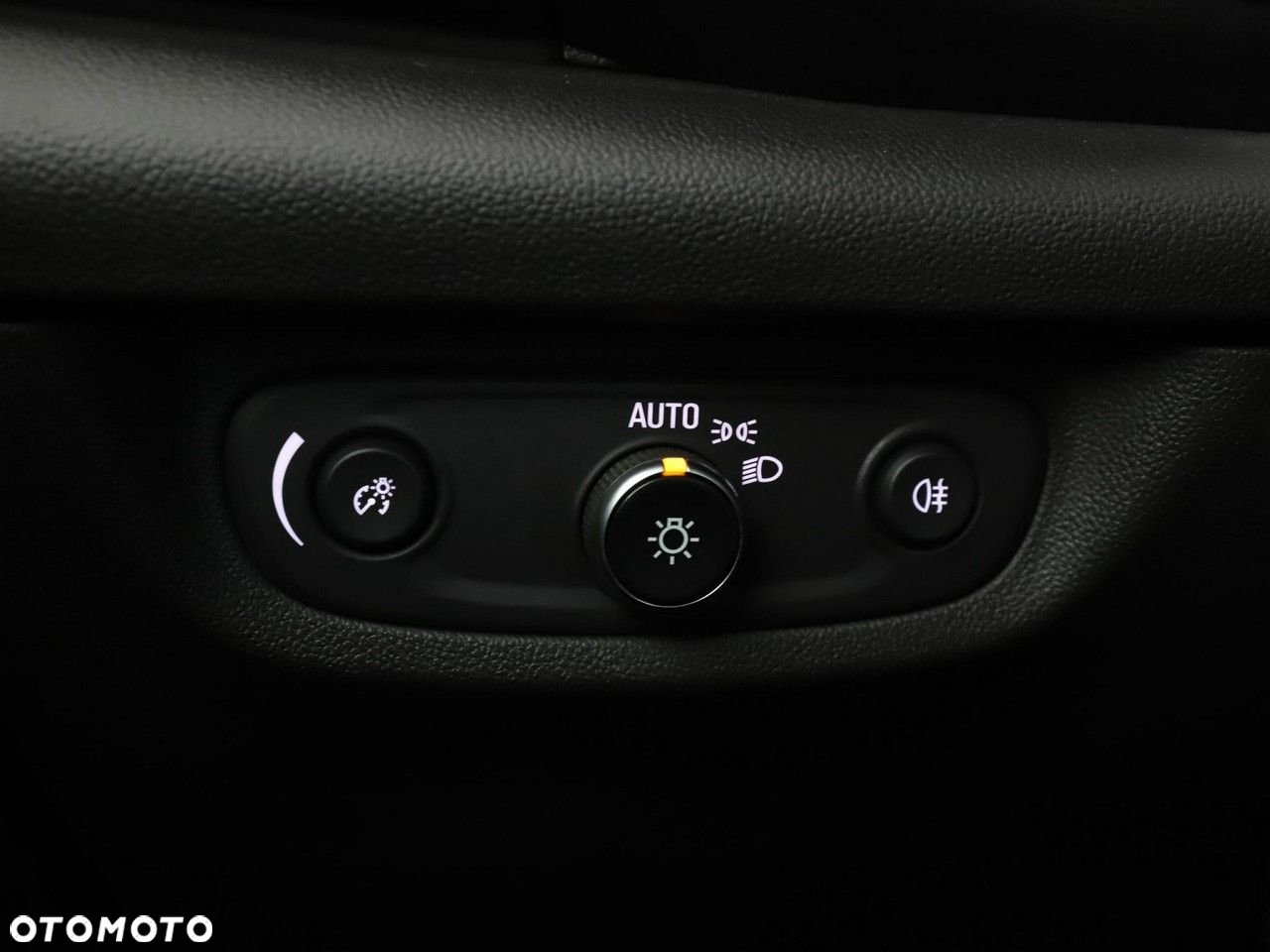 Opel Insignia Grand Sport 1.6 Diesel Business Innovation - 32