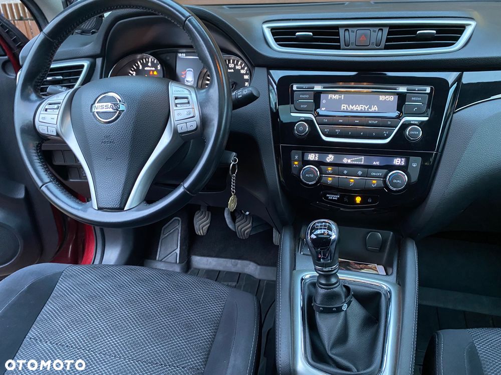 Nissan Qashqai 1.2 DIG-T N-Vision EU6 - 18