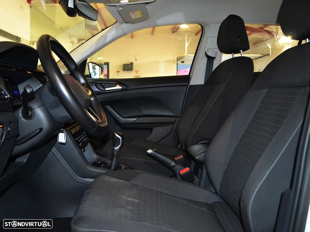 VW T-Cross 1.0 TSI - 10