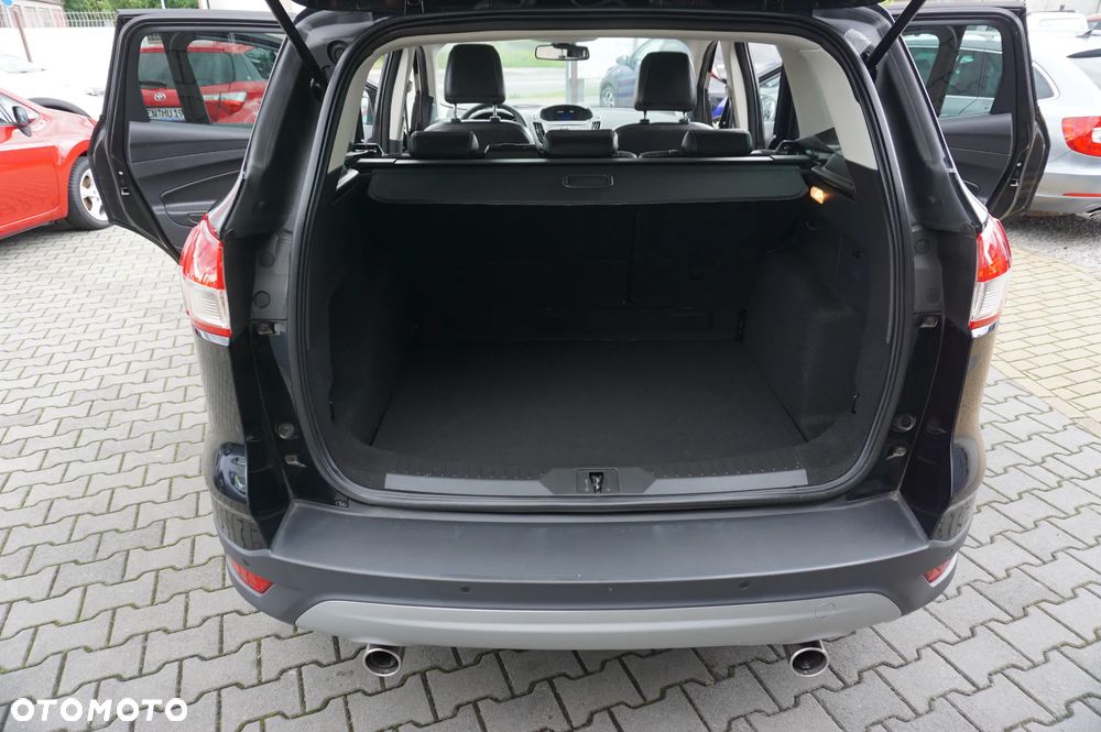 Ford Kuga 2.0 TDCi 2x4 Titanium - 38