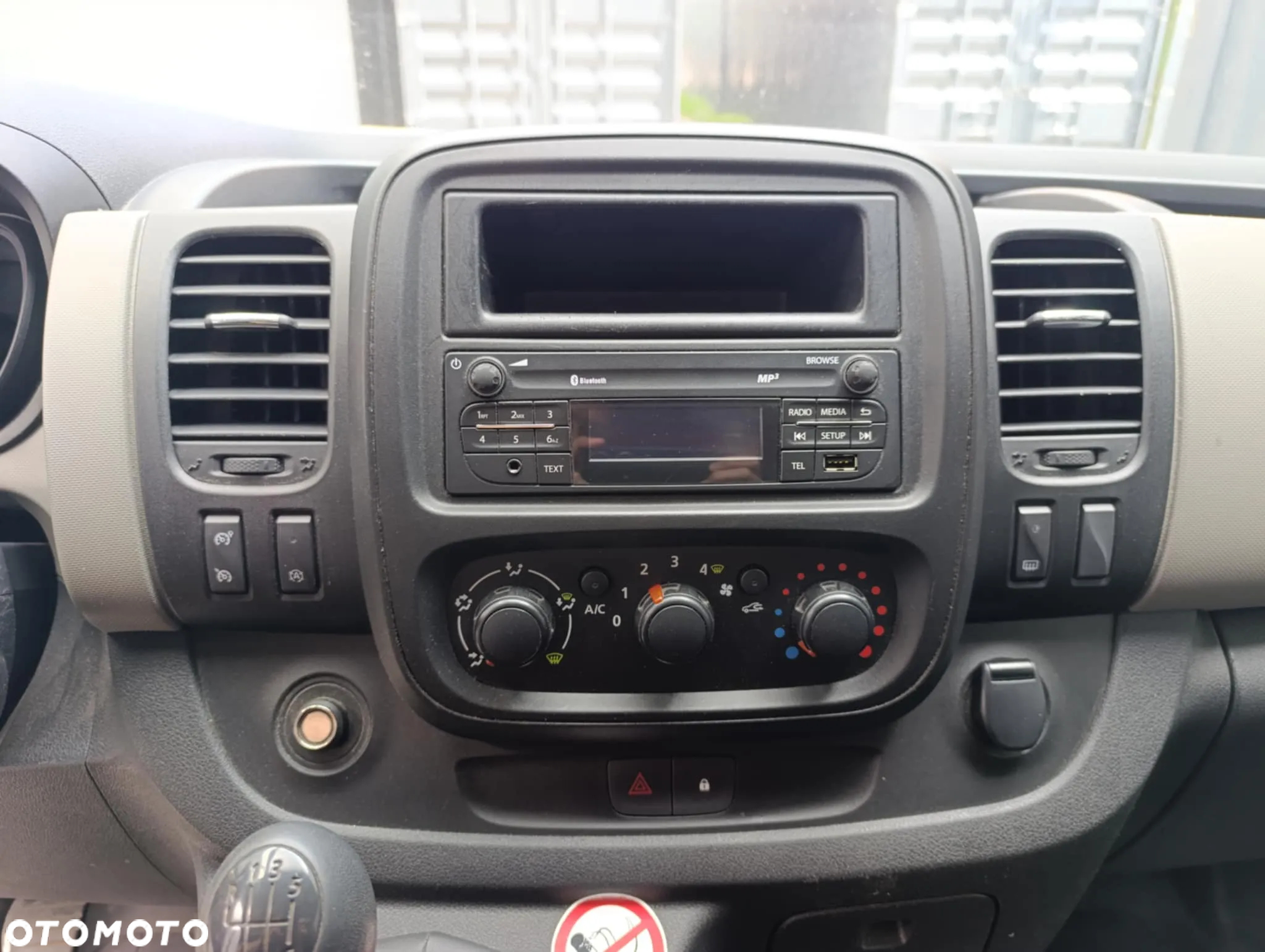 Renault Trafic - 9