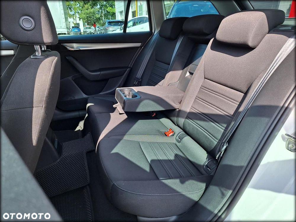 Skoda Octavia 1.0 TSI GPF Ambition - 11
