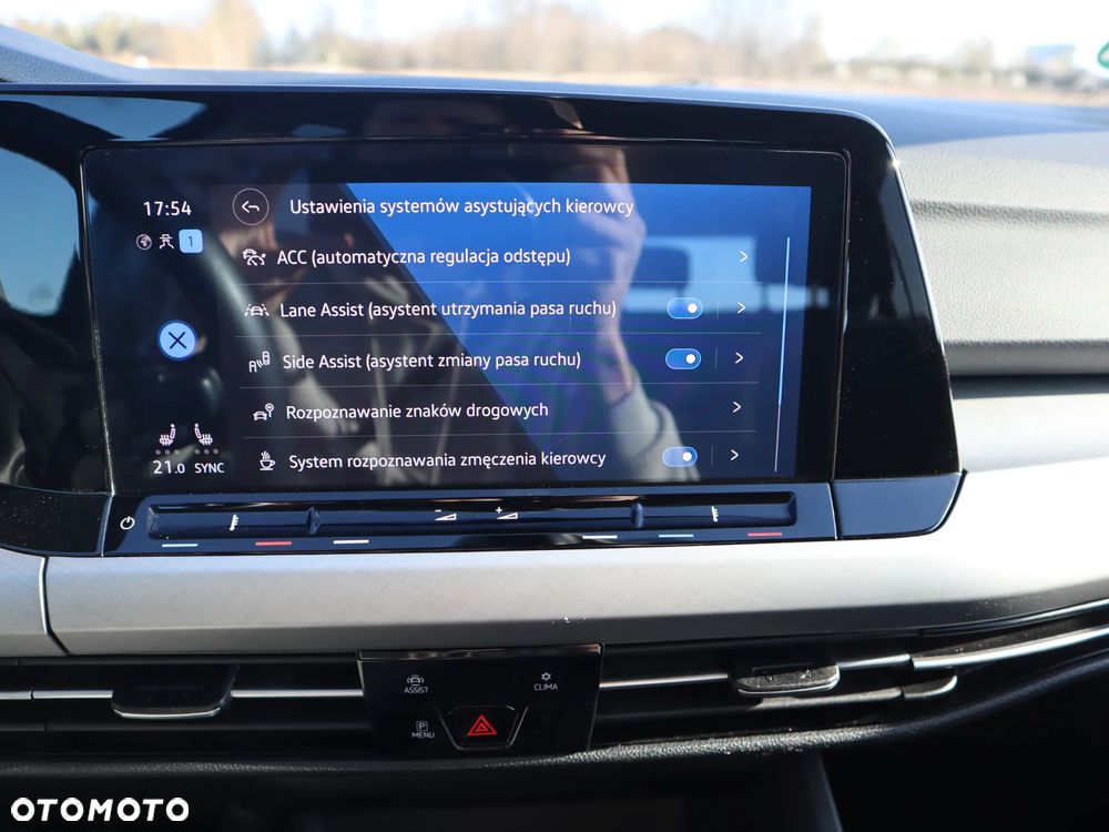 Volkswagen Golf - 20