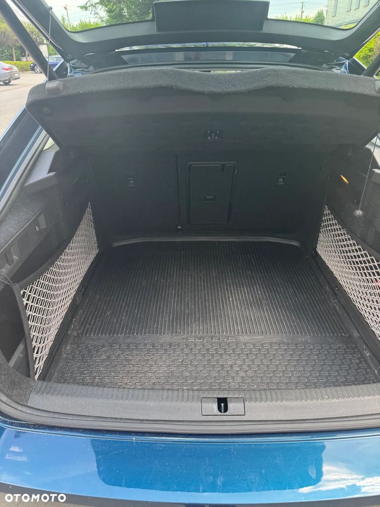 Skoda Superb 2.0 TDI Ambition DSG - 8