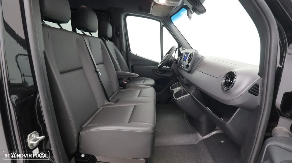 Mercedes-Benz Sprinter - 31