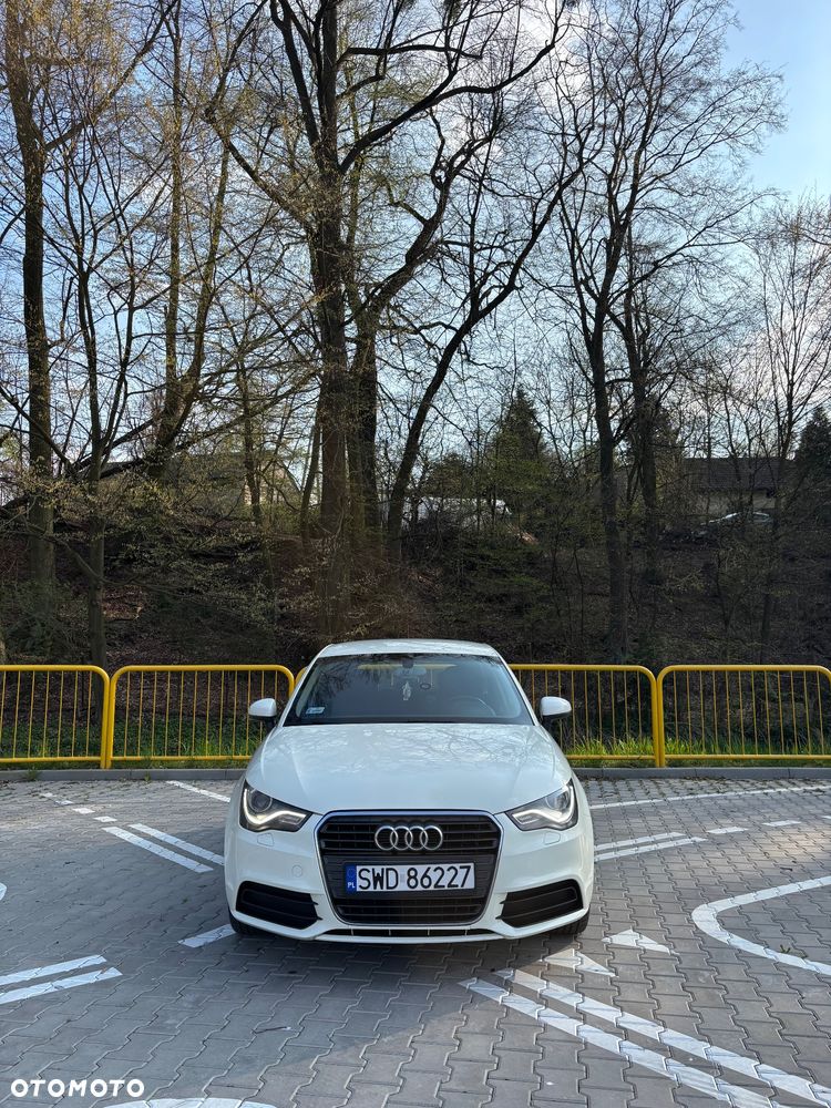 Audi A1 Sportback 1.4 TFSI Attraction - 2