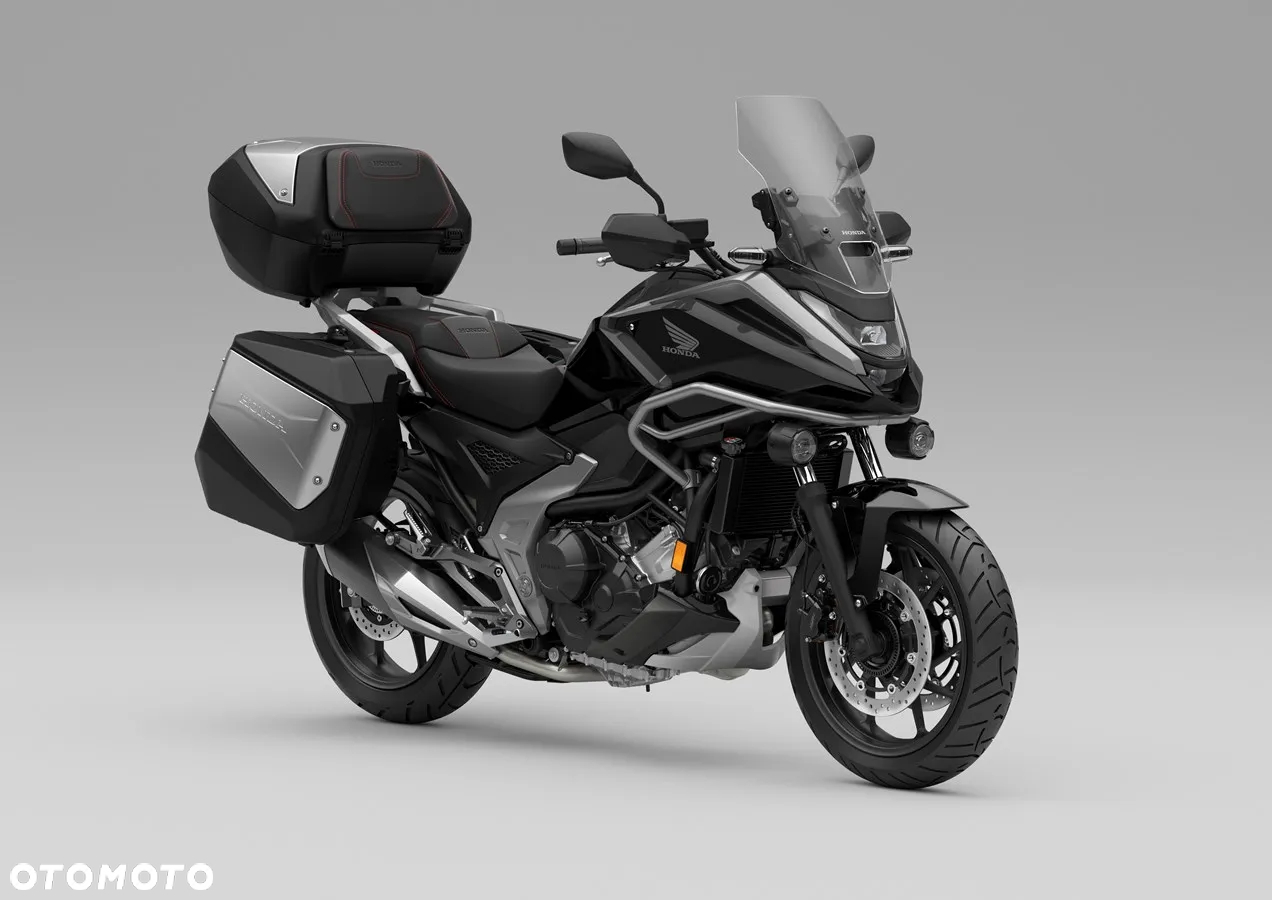 Honda NC - 12