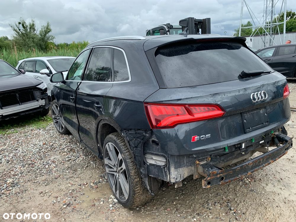 Audi SQ5 - 7