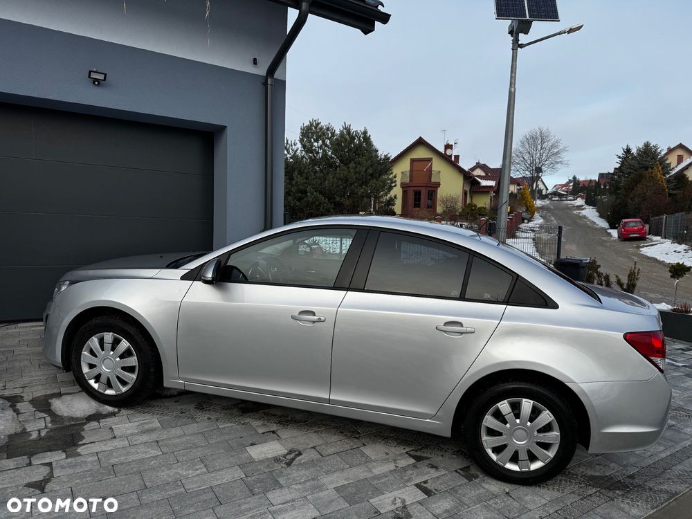 Chevrolet Cruze 1.8 LT - 7