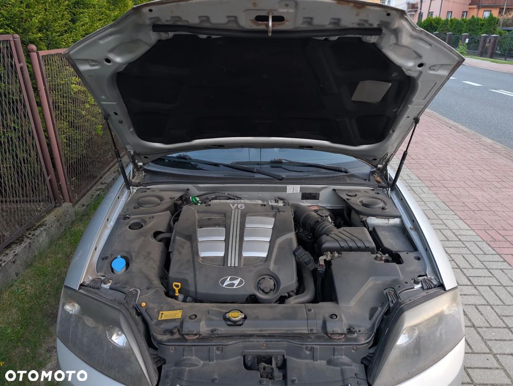 Hyundai Coupe 2.7 GLS - 12