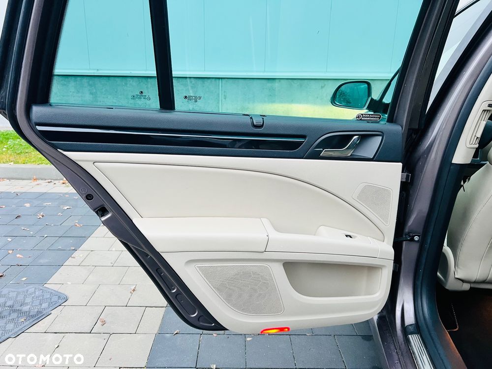 Skoda Superb 2.0 TDI 4x4 Elegance DSG - 29