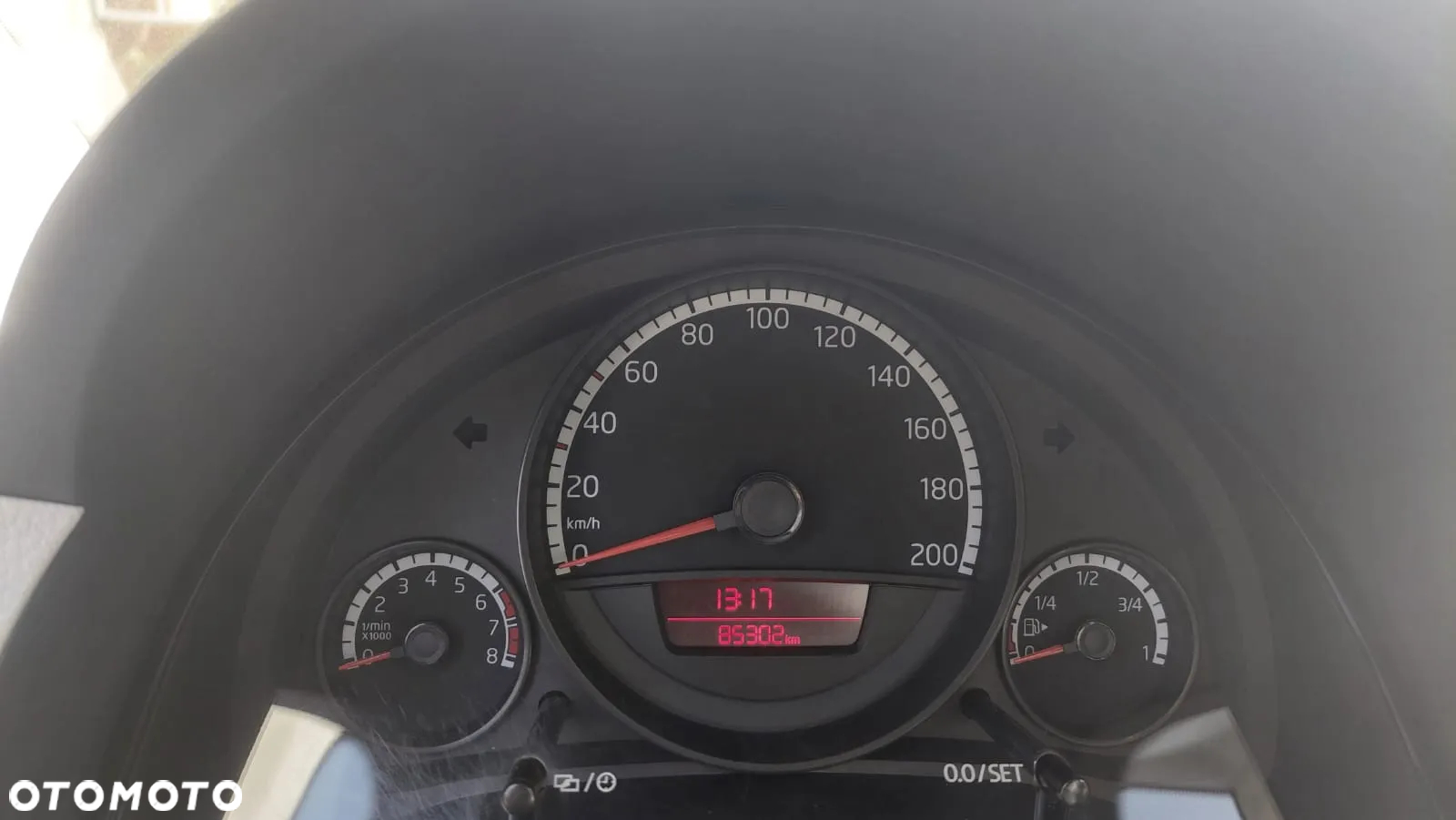 Volkswagen up! - 6