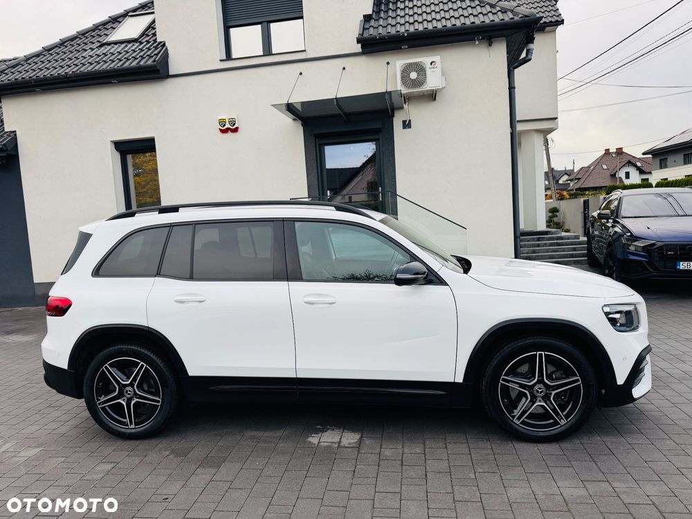 Mercedes-Benz GLB 250 4Matic 8G-DCT AMG Line - 9