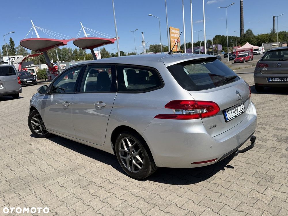 Peugeot 308 1.6 e-HDi Active S&S - 9