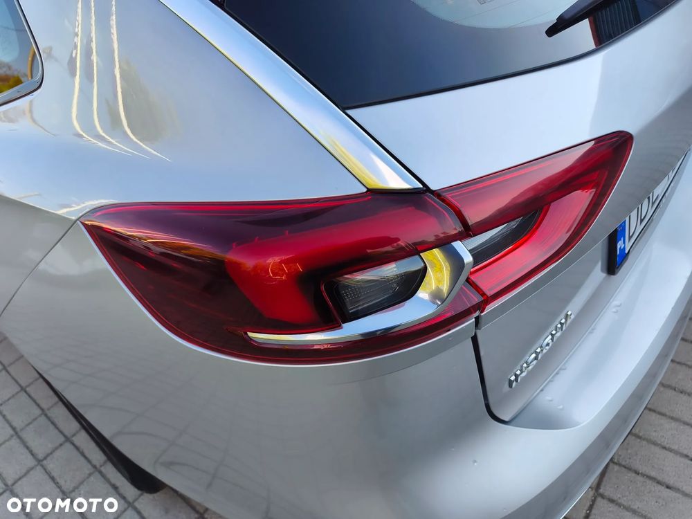 Opel Insignia - 17