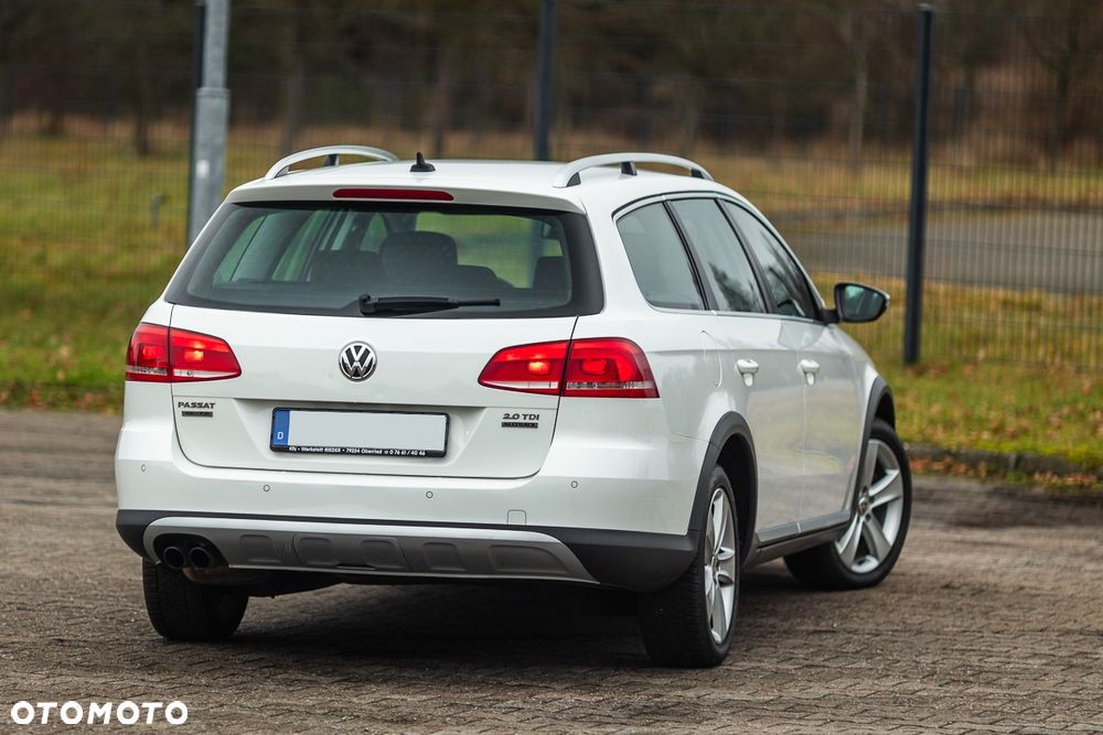 Volkswagen Passat 2.0 TDI DPF 4Mot Comfortline - 12