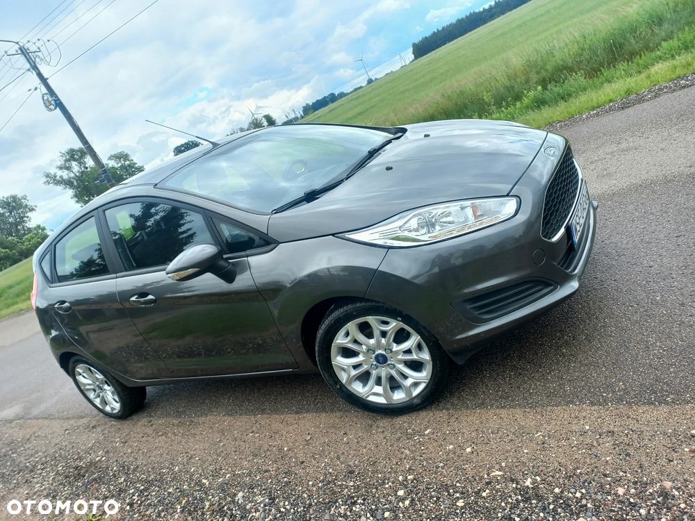 Ford Fiesta 1.25 Celebration - 19
