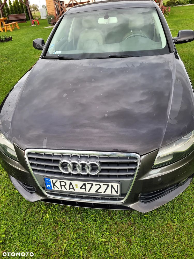Audi A4 - 4