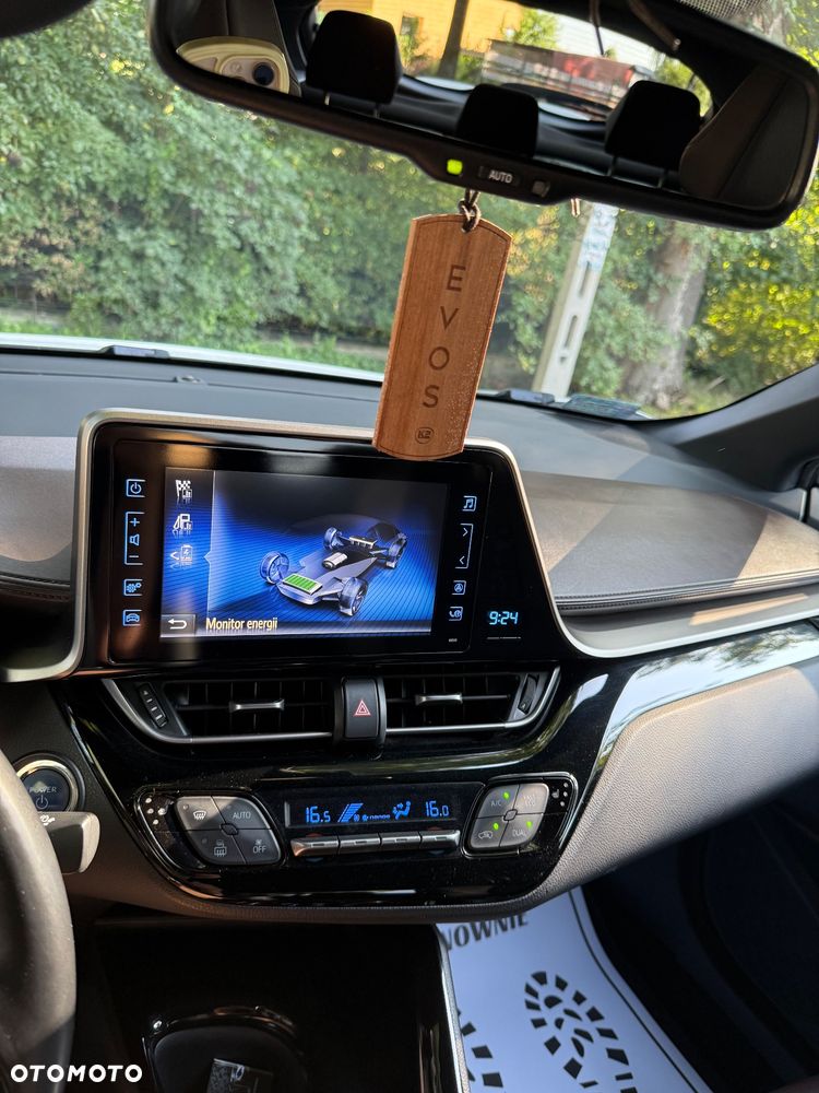Toyota C-HR 1.8 Hybrid Prestige - 26