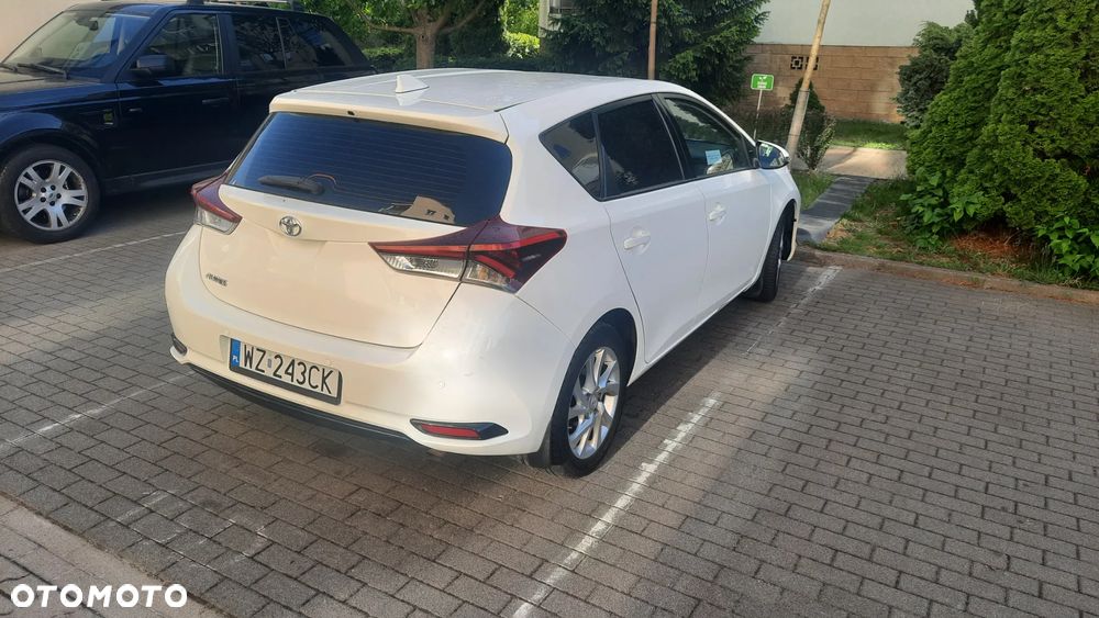Toyota Auris 1.6 Active - 12