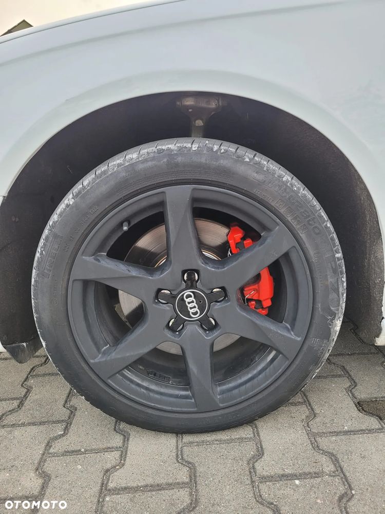 Audi A4 Avant 2.0 TDI Quattro - 7