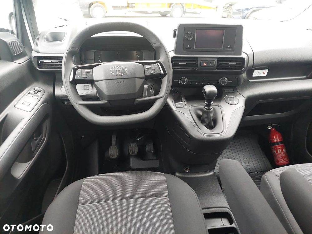 Toyota Proace City Verso 1.5 D-4D Combi - 8