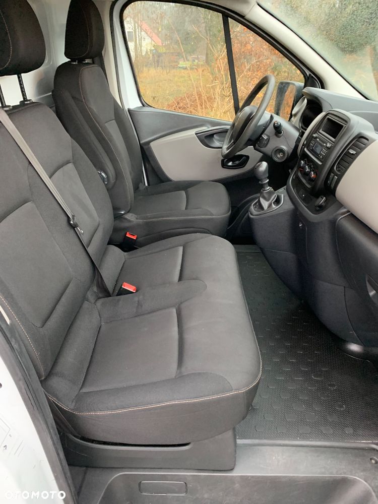 Renault Trafic - 13
