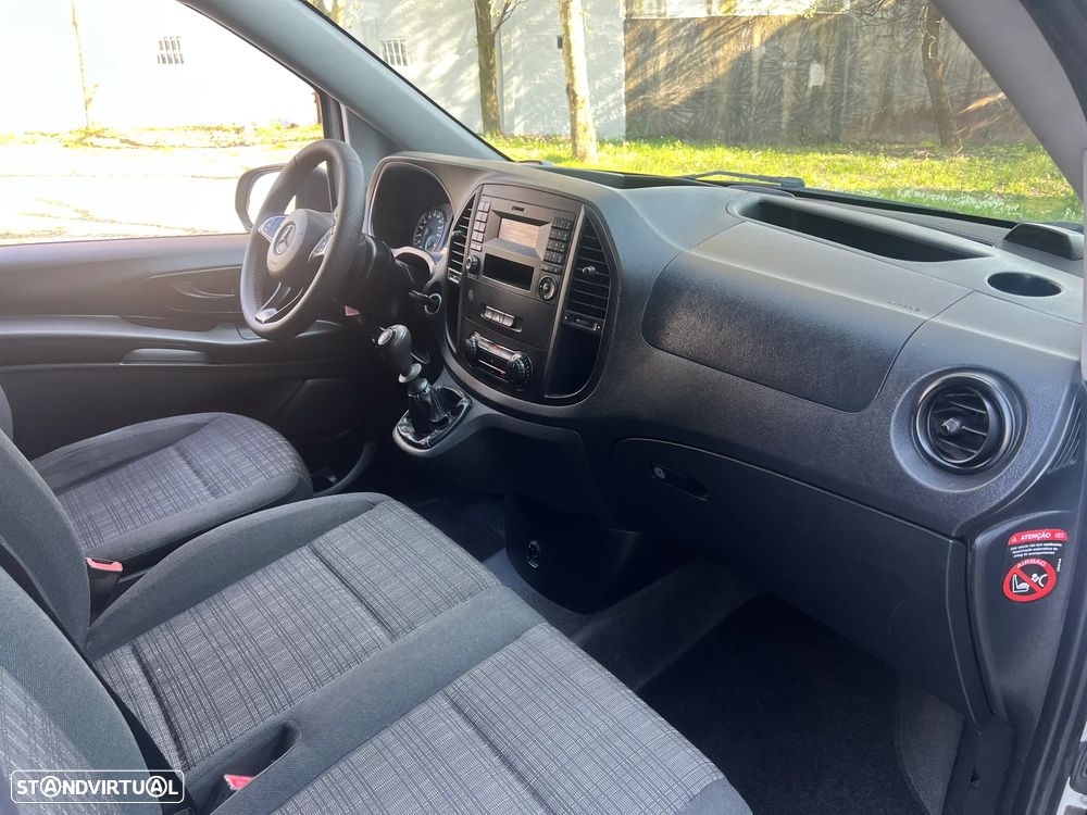 Mercedes-Benz 116 Extra Longa - 22